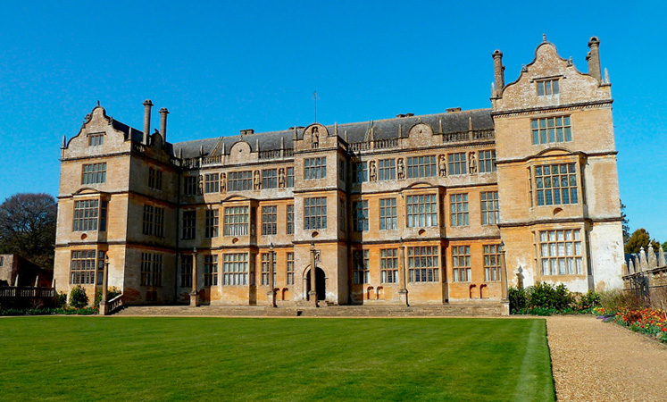 05elizabethancastle