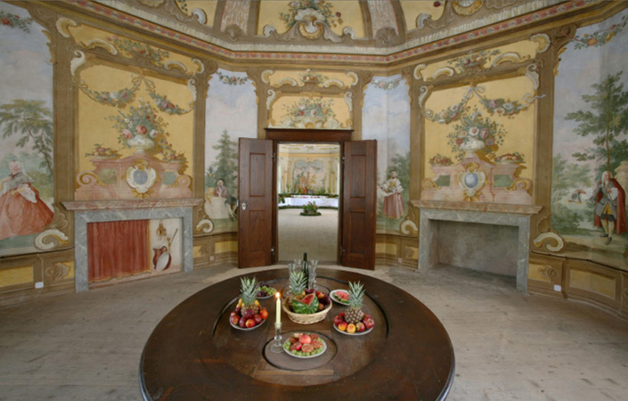 12Bellaria dining room